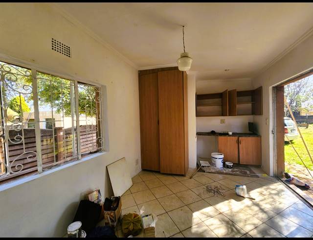 3 BEDROOM HOUSE FOR SALE IN THREE RIVERS